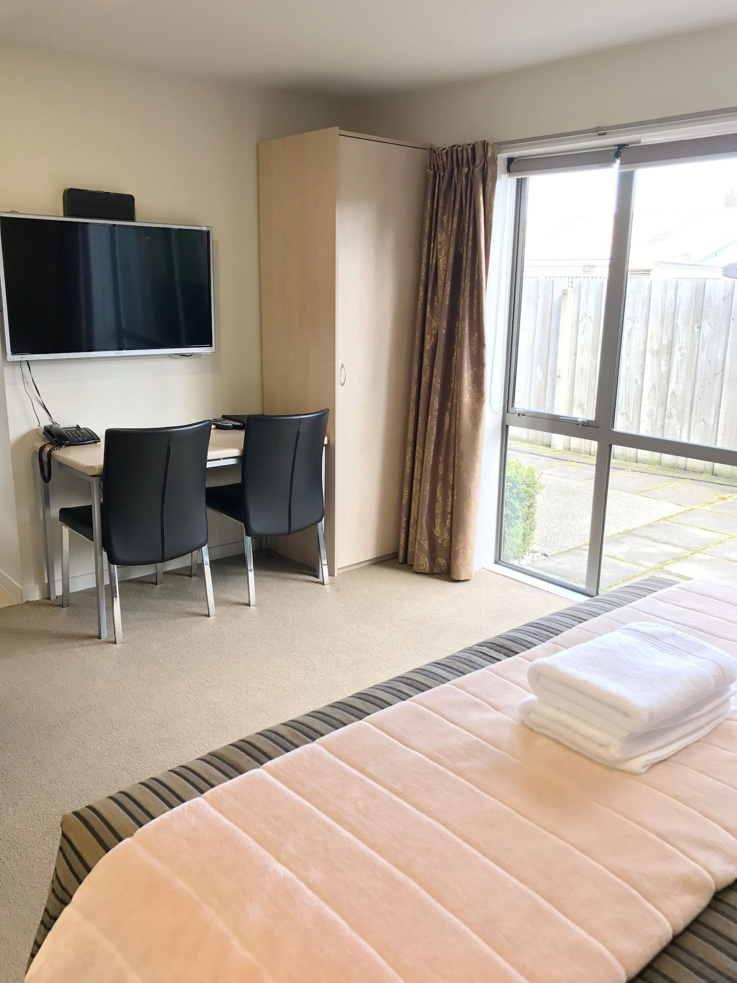 Alpha Motel Christchurch Bagian luar foto