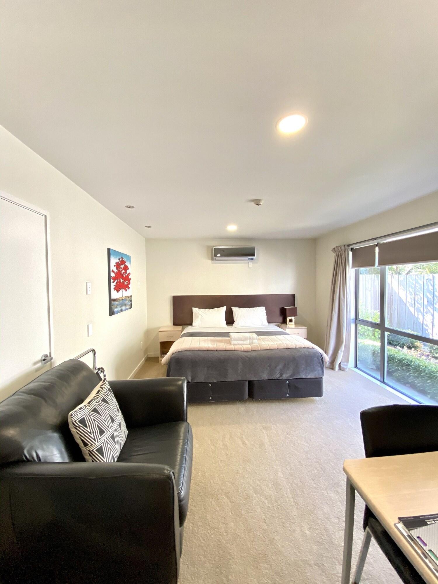 Alpha Motel Christchurch Bagian luar foto
